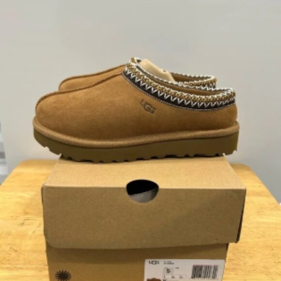 UGG Tasman Slippers chestnut - Picture 1 of 9